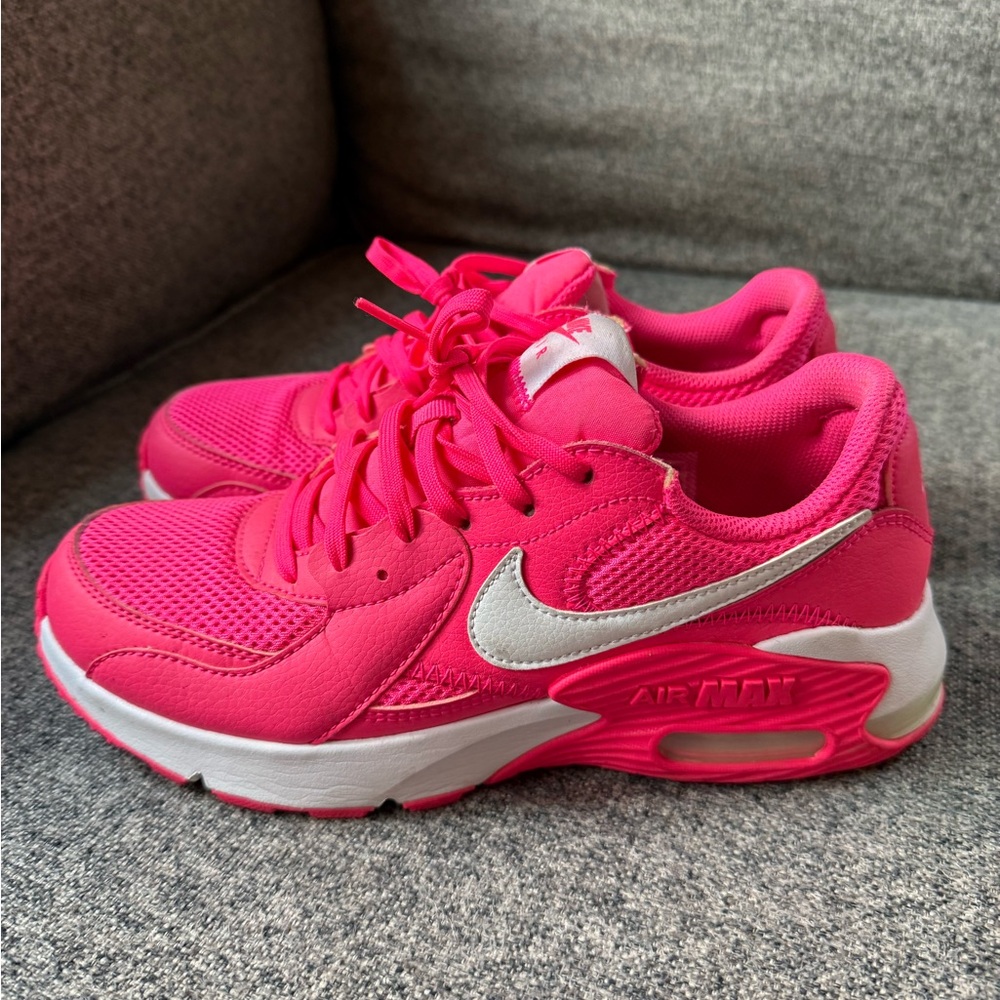 Nike Air Max - Hot Pink womens 8.5
